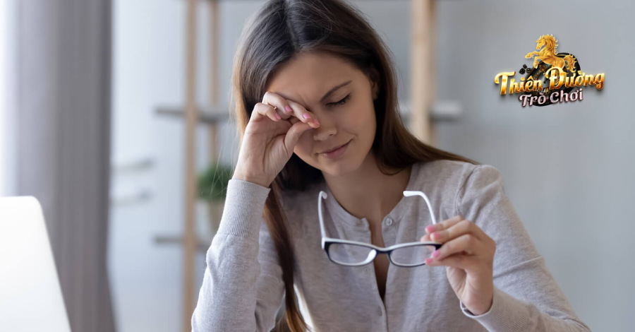 Đi tìm câu trả lời nháy mắt trái đánh đề con gì vào giờ Dậu